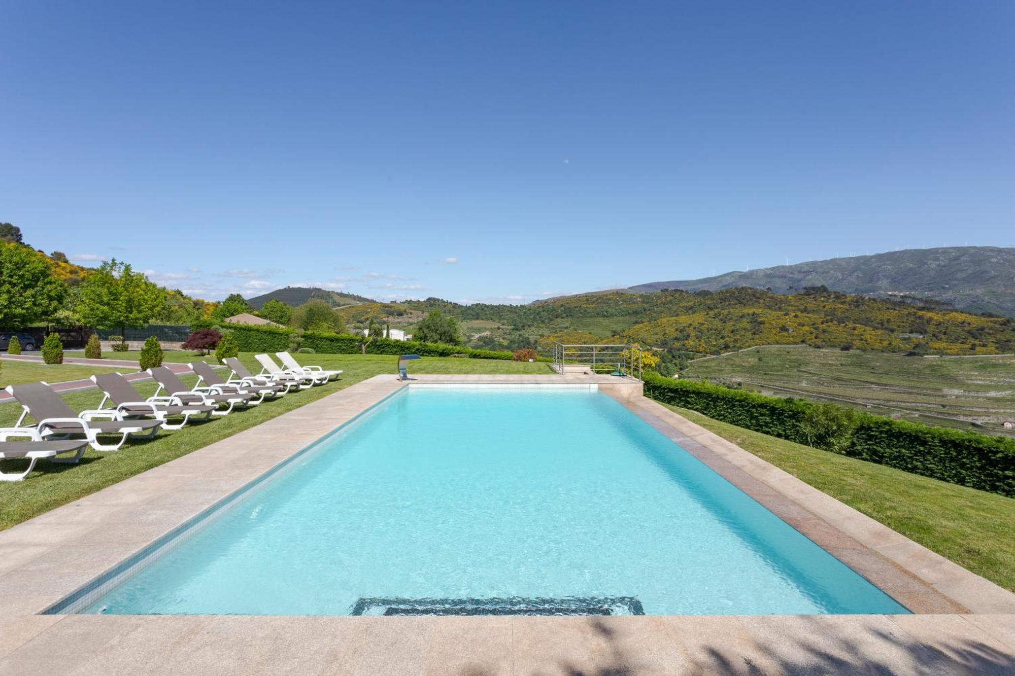 Spacious Villa Pool & Douro View By Host Wise Santa Marinha do Zêzere Eksteriør bilde